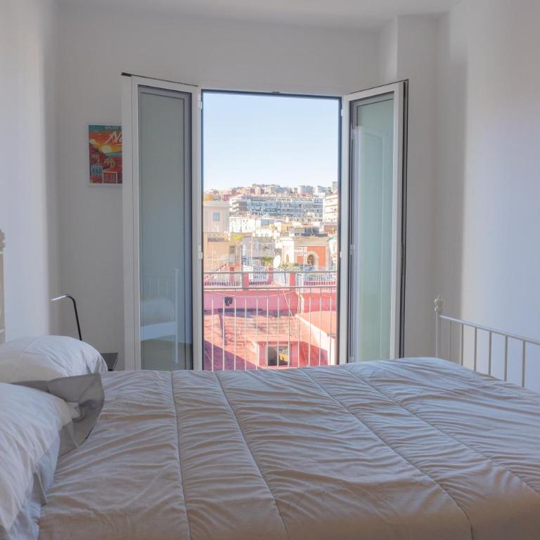 NA bella vista Rooftop-B&B - Two-Bedroom Family Apartment - 8
