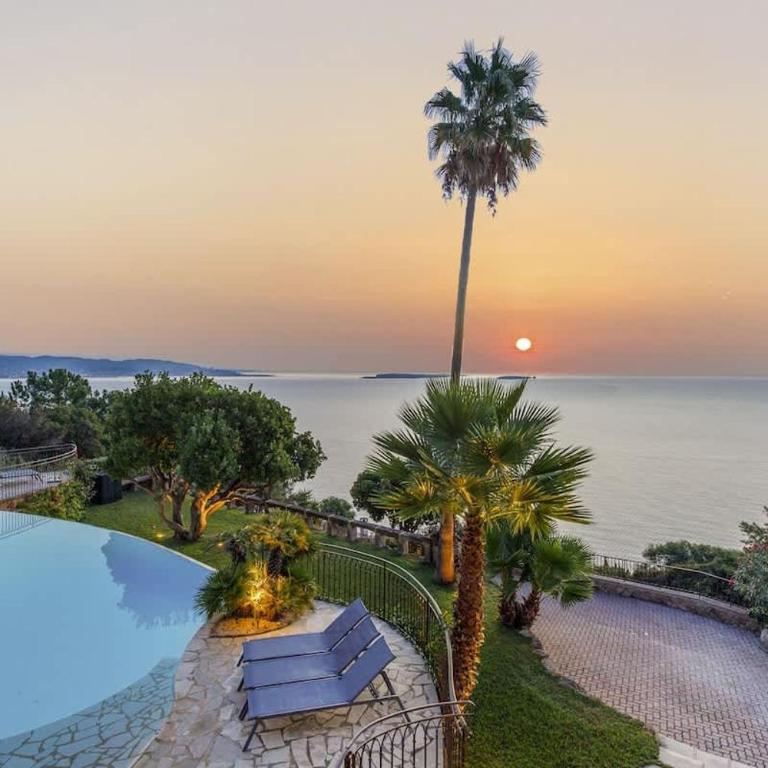 Villa Oneiro, vue imprenable à Théoule-sur-mer - Villa - 1