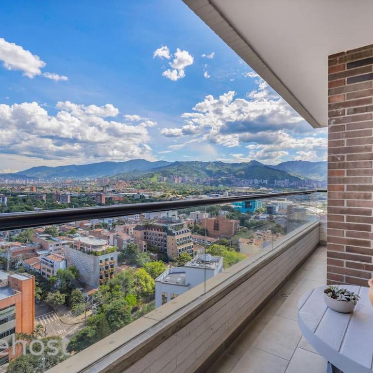 Lovely Apartment 2 Bedrooms In Poblado City View - Apartamento de 2 dormitorios - 5