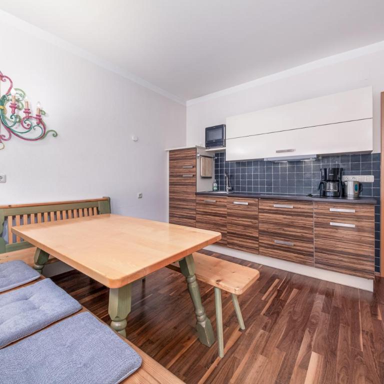 Apartments Alpina - Apartment mit 1 Schlafzimmer - 3