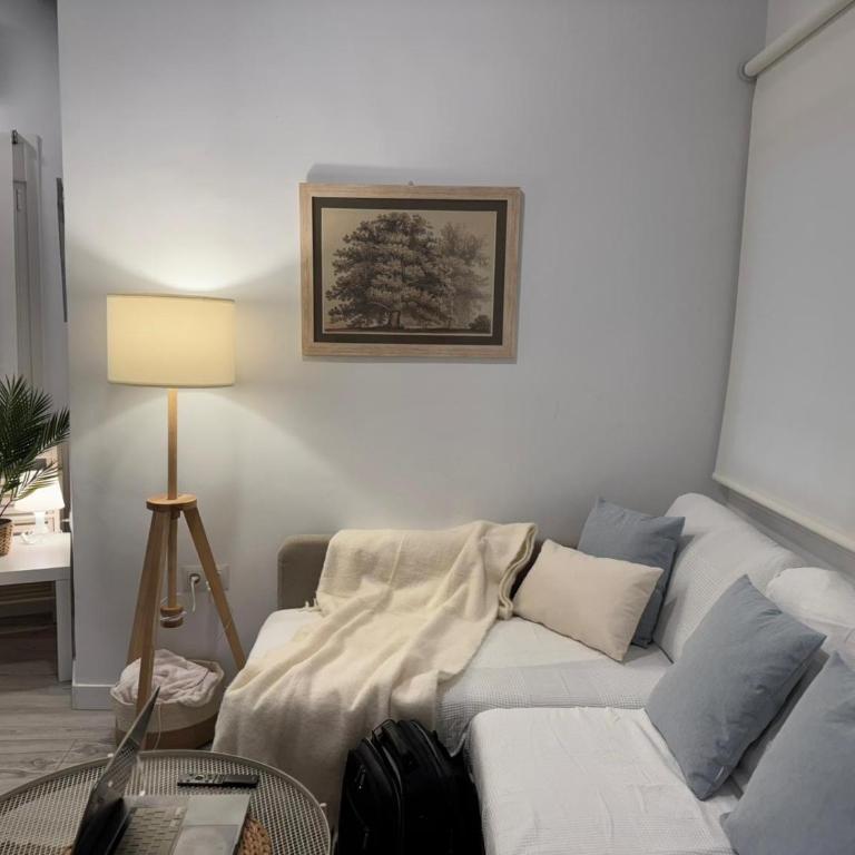 Cabopino Beach & Marina Apartment - One-Bedroom Apartment - 3