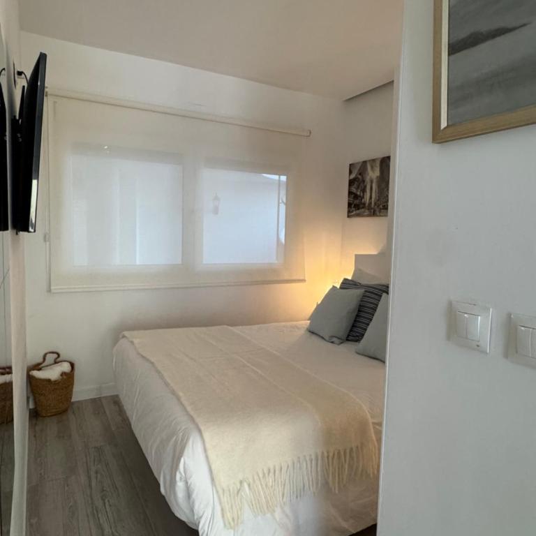 Cabopino Beach & Marina Apartment - One-Bedroom Apartment - 5