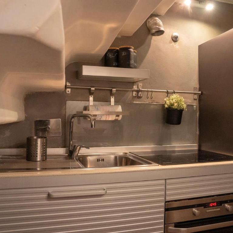 Domus Ciancaleoni - Colosseum - Rione Monti - Appartamento con 3 Camere da Letto - 14