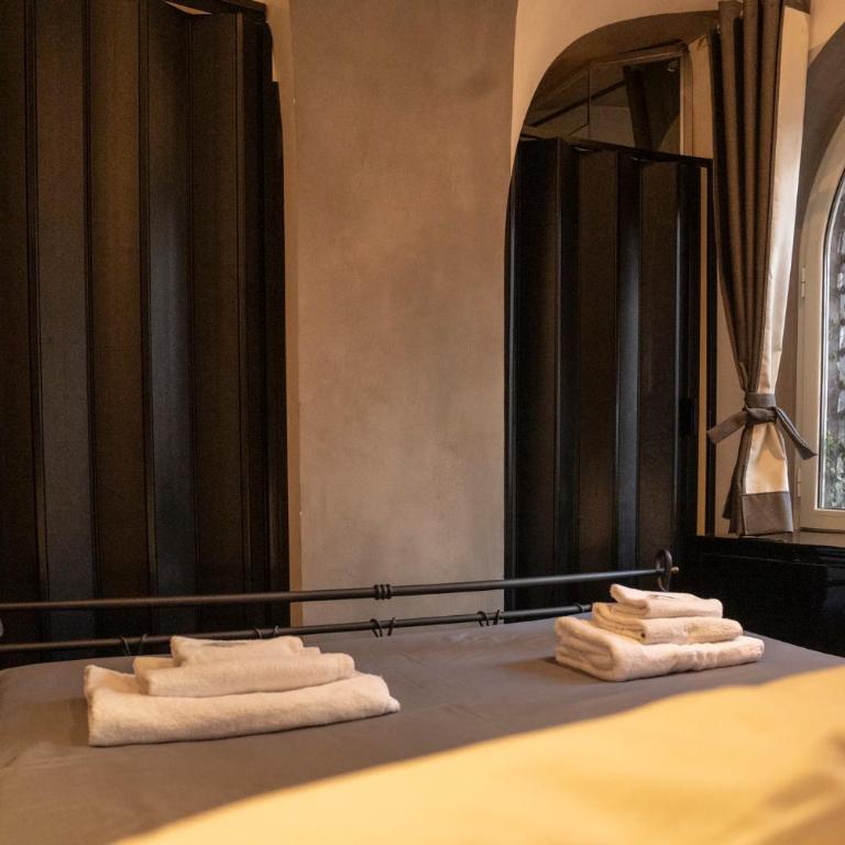 Domus Ciancaleoni - Colosseum - Rione Monti - Appartamento con 3 Camere da Letto - 65