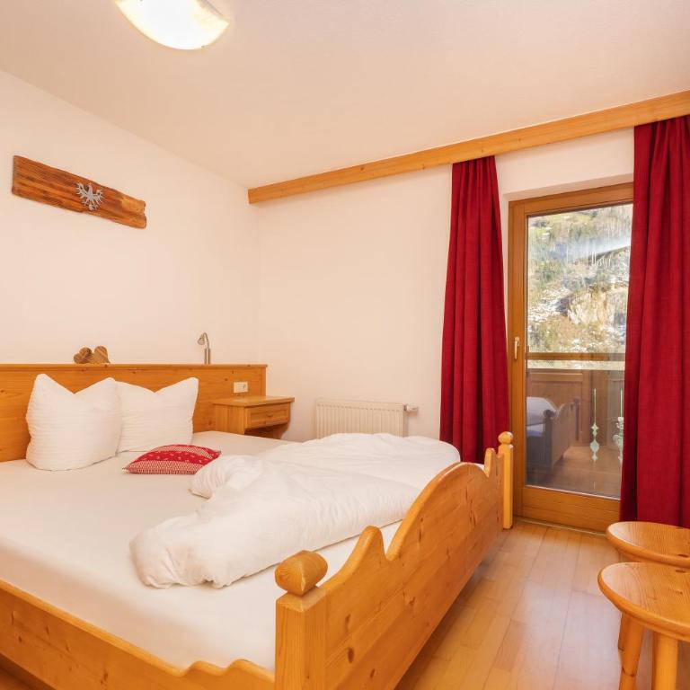 Ledererhof - Two-Bedroom Apartment - 6