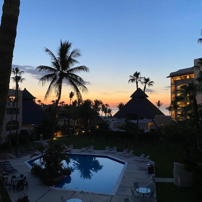 Beach front beautiful one bedroom Condo - Apartment with Balcony - 52