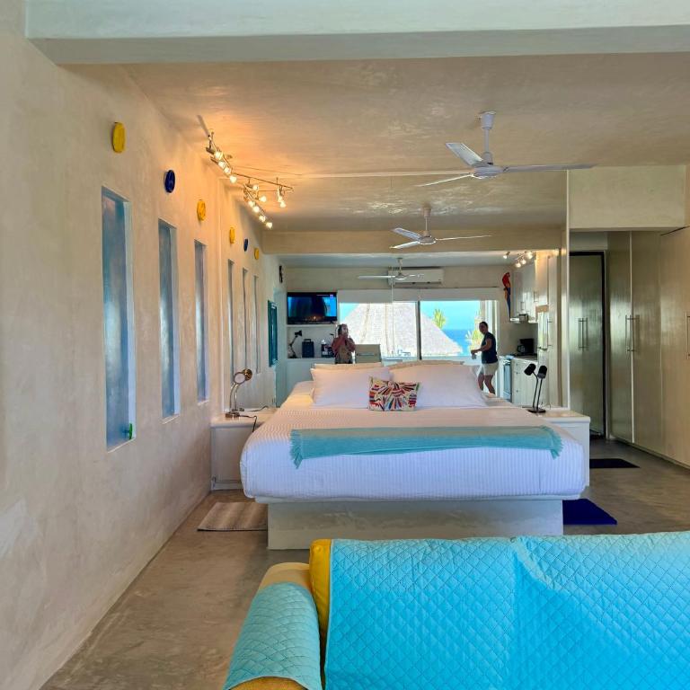 Beach front beautiful one bedroom Condo - Apartment with Balcony - 55