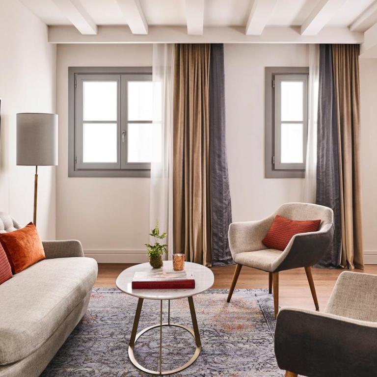 Gran Hotel Inglés - The Leading Hotels of the World - Suite Junior - 7