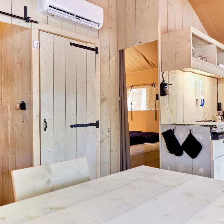 Glamping at Sardinia - Luxury Tent with Private Bathroom - 6