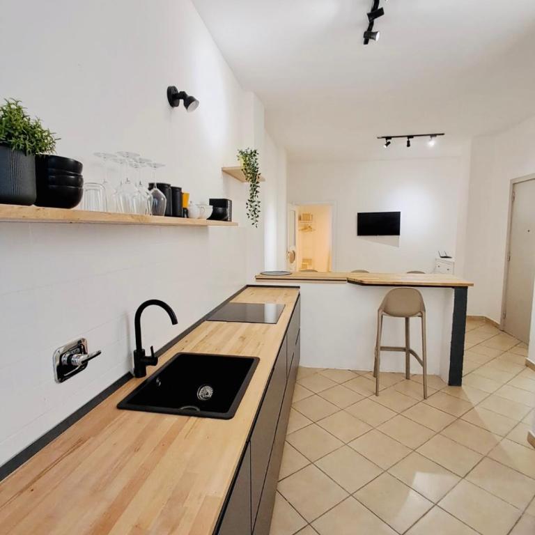 Borgo Vittoria - One-Bedroom Apartment - 1