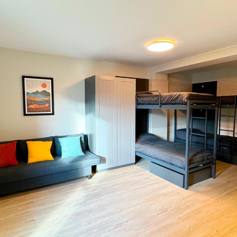 Apartamentos Midi 3000 - Estudio Superior - 4