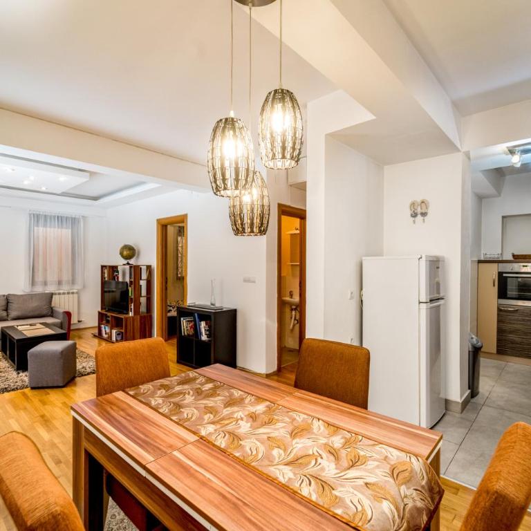 Apartment with balcony - Apartman sa 1 Spavaćom Sobom - 3