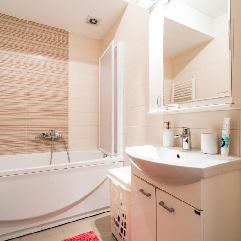 Apartment with balcony - Apartman sa 1 Spavaćom Sobom - 15