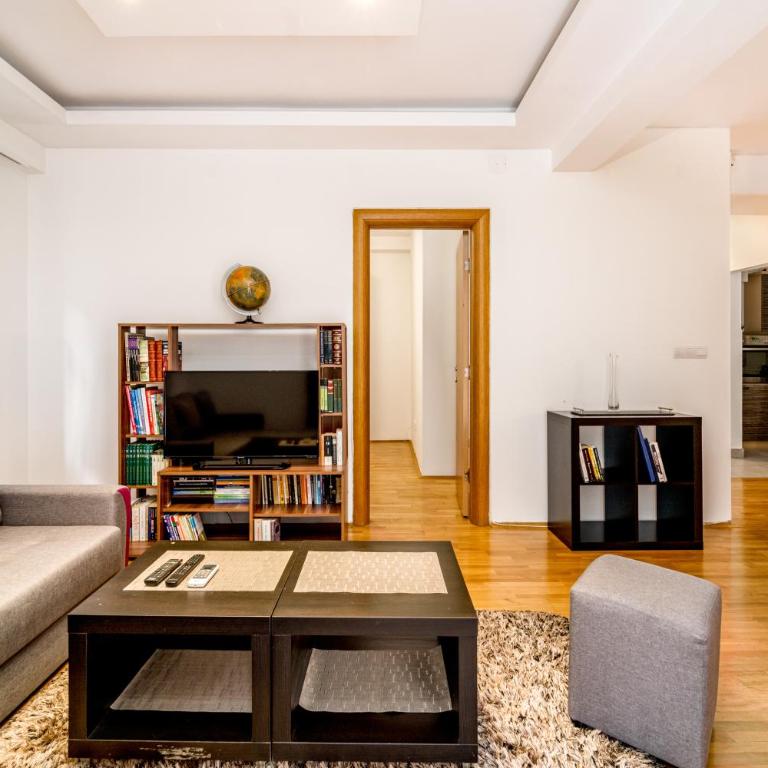 Apartment with balcony - Apartman sa 1 Spavaćom Sobom - 2