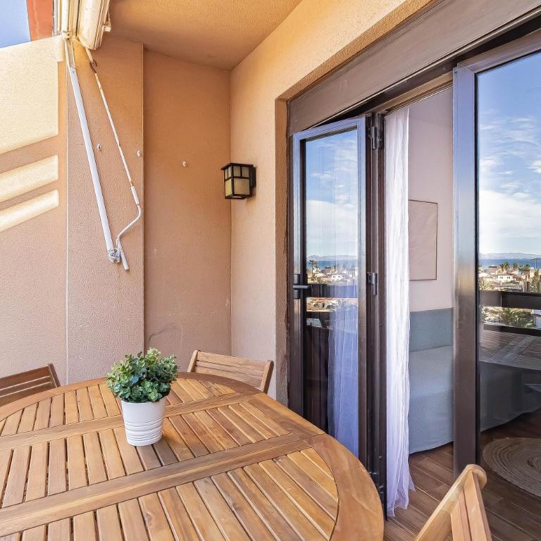 EL AQUARIO - Urbanización Eurovosa VISTAS AL MAR 1 DORMITORIO - Apartamento de 1 dormitorio - 76