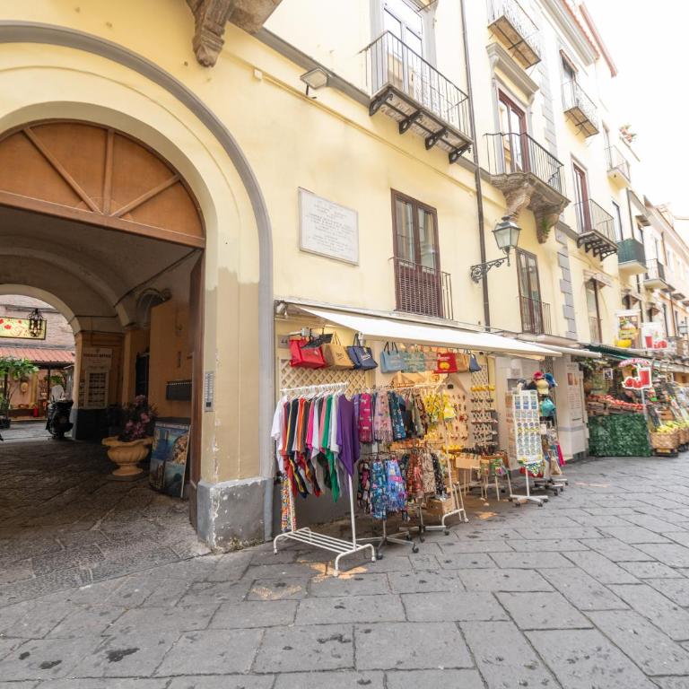 Lovely Sorrento Home vicino al mare e ai traghetti - One-Bedroom Apartment - 30