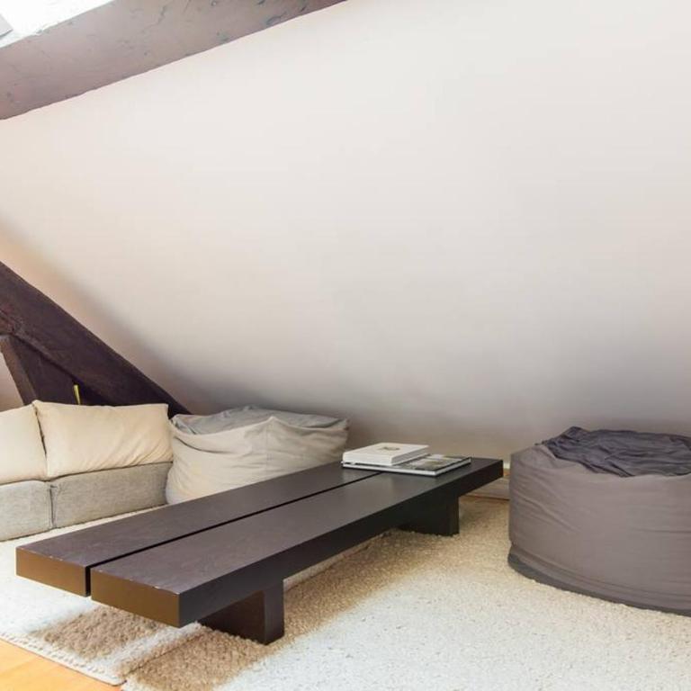 Small Triplex - Appartement 2 Chambres - 5