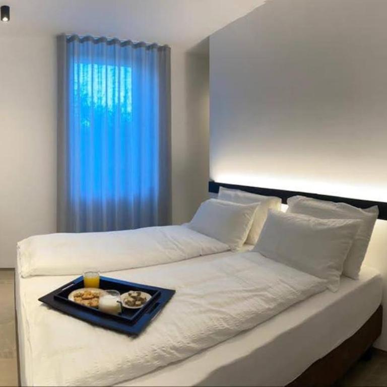 Villa Sembenini Suite with Balcony or terrace - Two-Bedroom Apartment - 11
