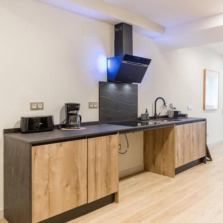 Espacioso apartamento a 9 min playa - Apartamento - 7