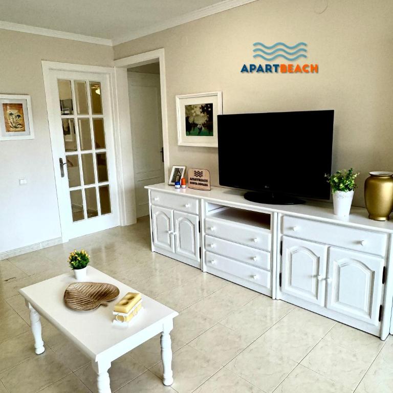 APARTBEACH SAN SEBASTIAN JUNTO PLAYA LARGA y CALA DORADA - Apartamento de 3 dormitorios - 4