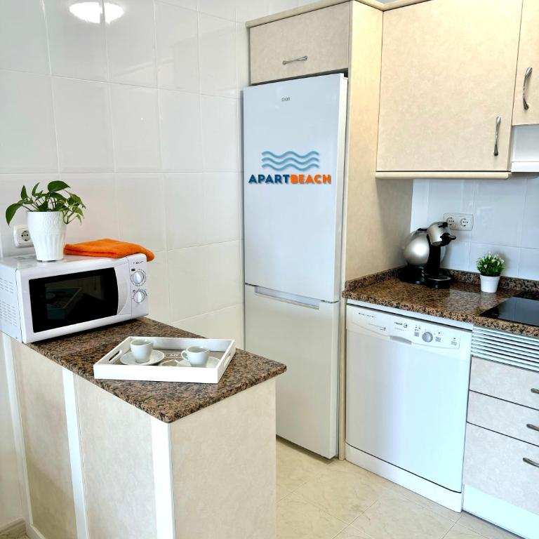 APARTBEACH SAN SEBASTIAN JUNTO PLAYA LARGA y CALA DORADA - Apartamento de 3 dormitorios - 13