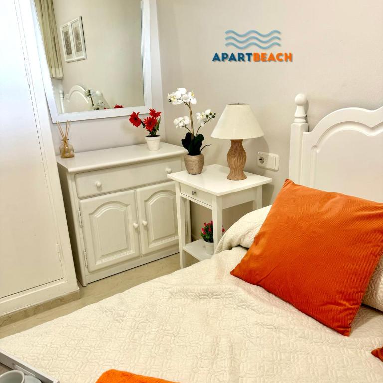 APARTBEACH SAN SEBASTIAN JUNTO PLAYA LARGA y CALA DORADA - Apartamento de 3 dormitorios - 10
