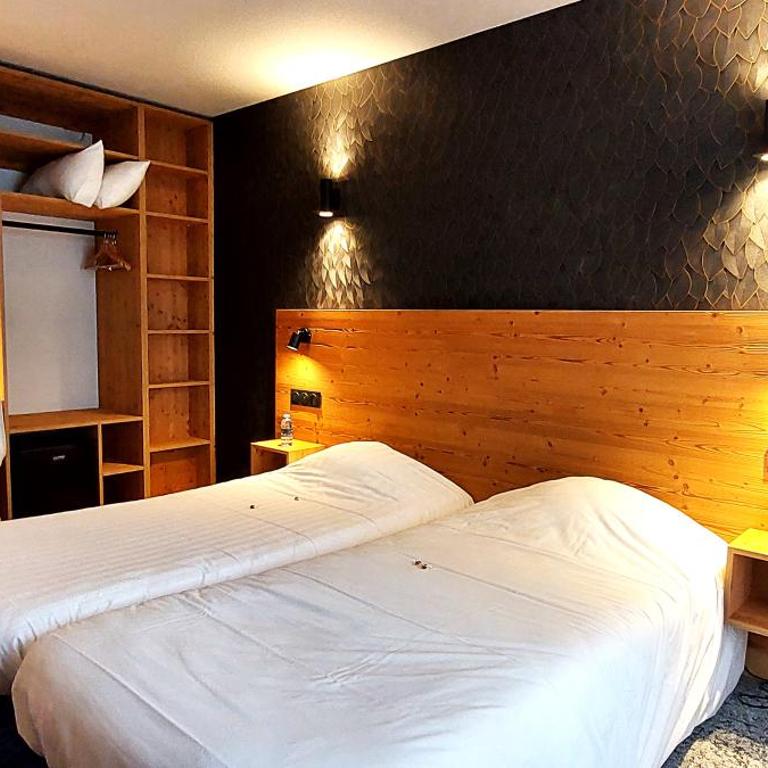 Hotel Les Bruyères - Chambre Double ou Lits Jumeaux avec Balcon - 2