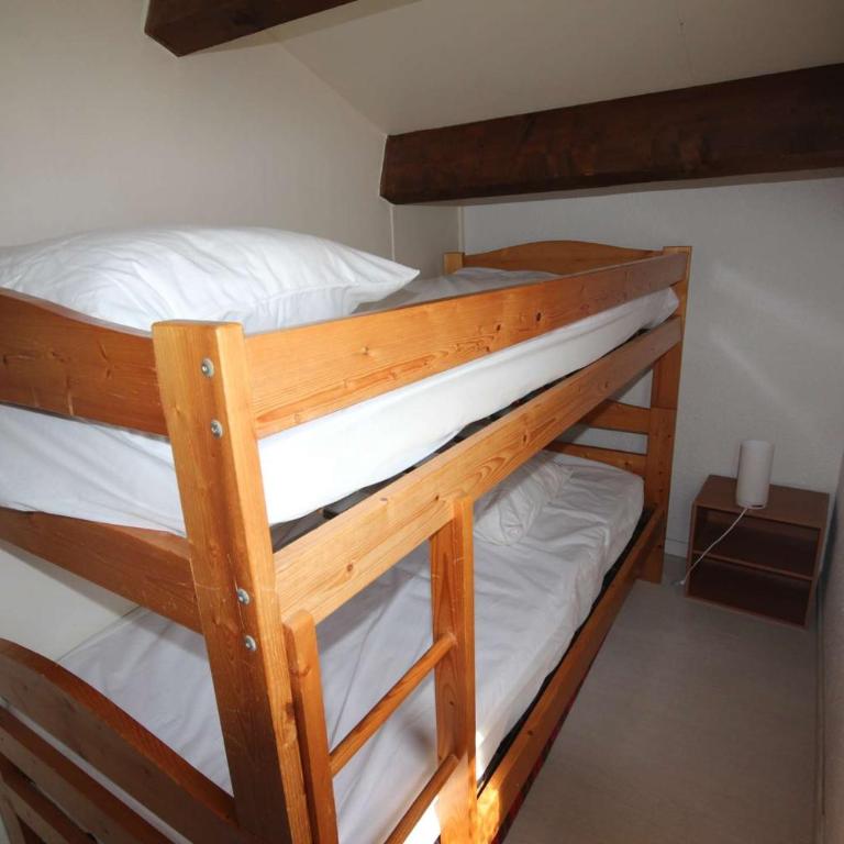 Maison T2 cabine 4 couchages, terrasse cloturée, résidence Sun village avec piscine commune, 300m de la plage à PORTIRAGNES PLAGE LRSUNR6 - Casa con 2 Camere da Letto - 7