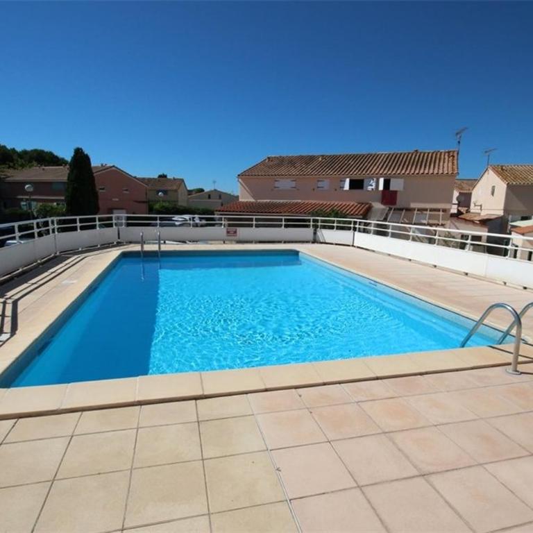 Maison T2 cabine 4 couchages, terrasse cloturée, résidence Sun village avec piscine commune, 300m de la plage à PORTIRAGNES PLAGE LRSUNR6 - Casa con 2 Camere da Letto - 13