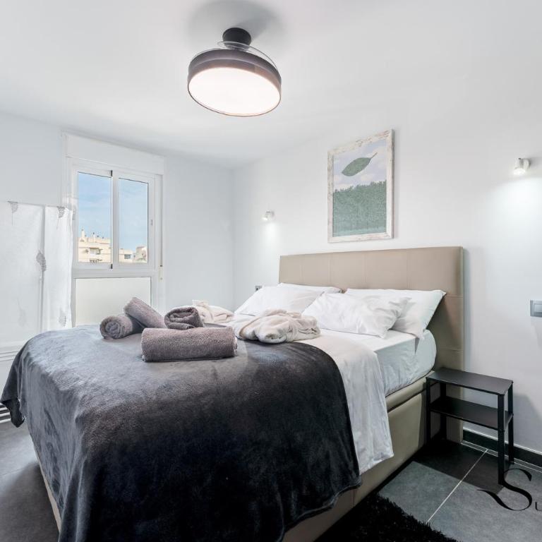 Stylish Retreat 1Bed, Pool, Sleeps 3 - Apartamento de 1 dormitorio con vistas al mar - 13