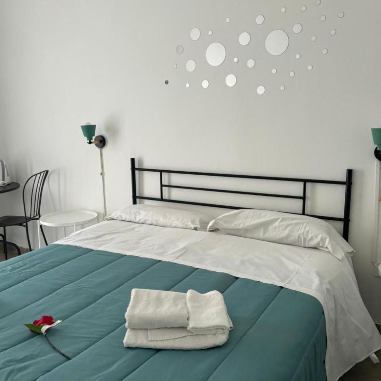 Falaride suite Agrigento discesa sulla valle di oro - Camera Quadrupla con Bagno Privato Esterno - 20
