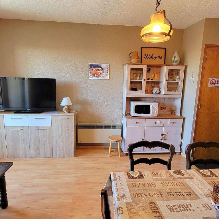 Charmant studio 4 pers. au pied des pistes - Balcon Sud Ouest, parking, centre station - FR-1-393-160 - Studio - 9