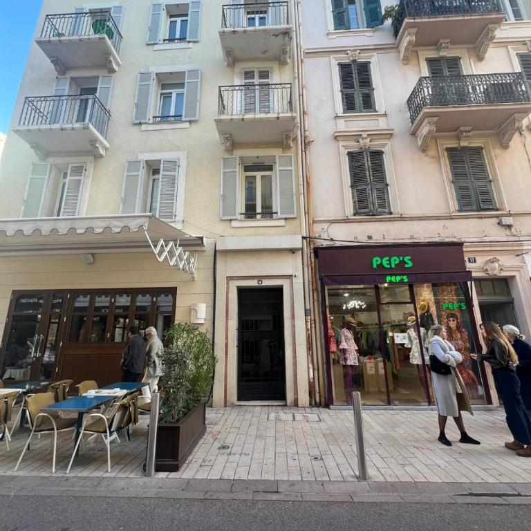 Design 2 pièces CARRE D'OR -COEUR DE CANNES A1B205 - Apartment mit Balkon - 33