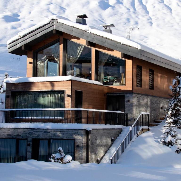 Chalet Super G – 5 chambres en suite – Skis aux pieds – Vue exceptionnelle – 10 pers. - Chalet - 14