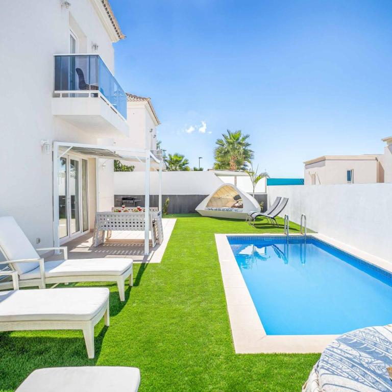 Villa Primrose - Villa - 1