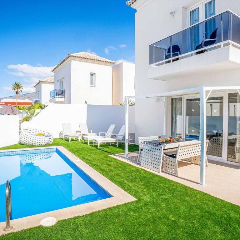 Villa Primrose - Villa - 2