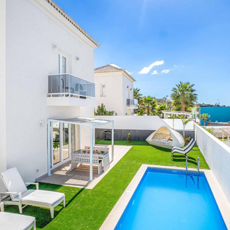 Villa Primrose - Villa - 14