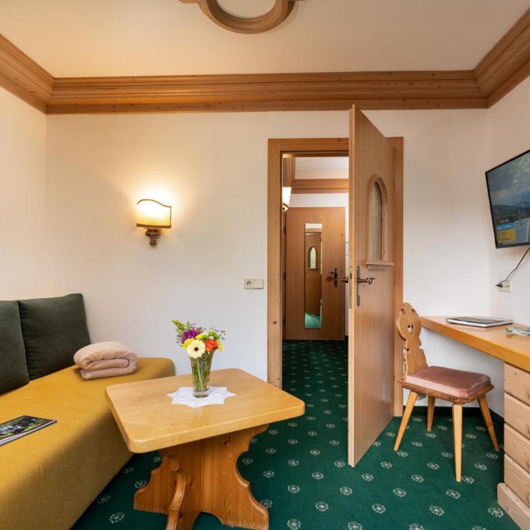 Landhaus St. Georg - Suite mit Balkon - 12