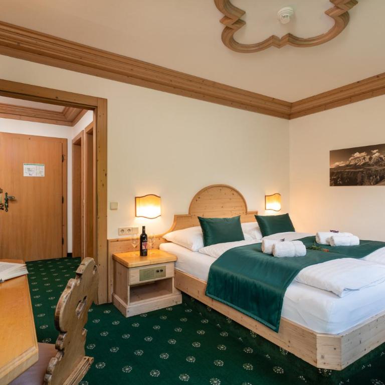 Landhaus St. Georg - Suite mit Balkon - 13