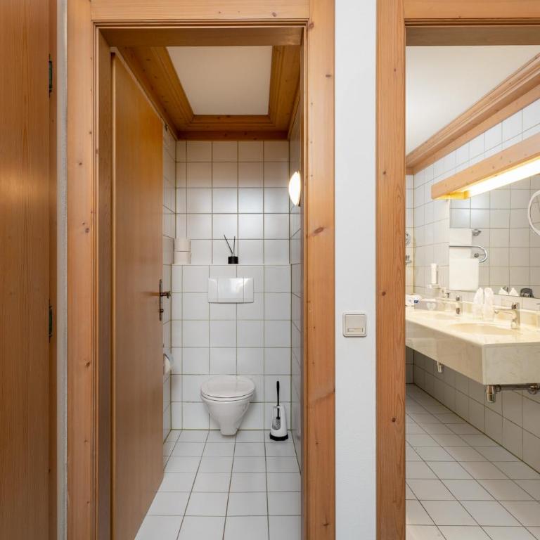 Landhaus St. Georg - Suite mit Balkon - 16