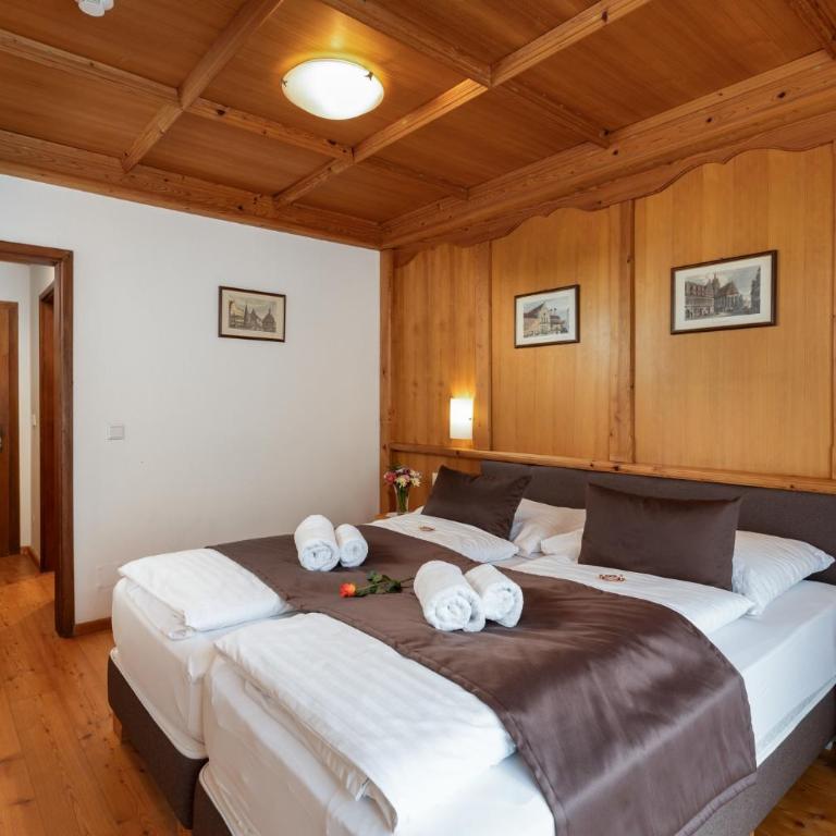 Landhaus St. Georg - Doppelzimmer mit Balkon - 5