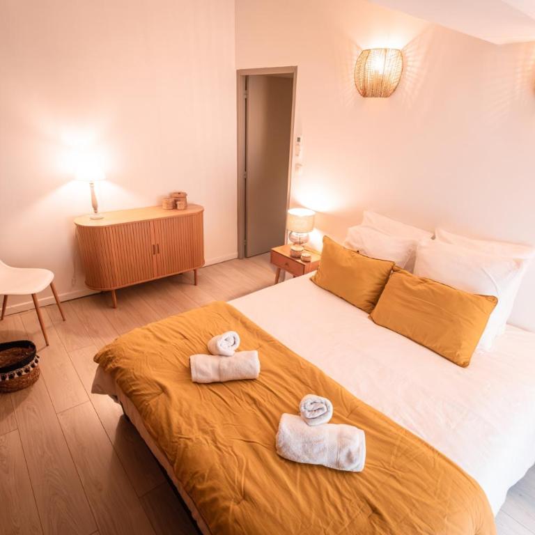 Le Duplex - Clim - Parking - WiFi - Appartement 3 Chambres - 24
