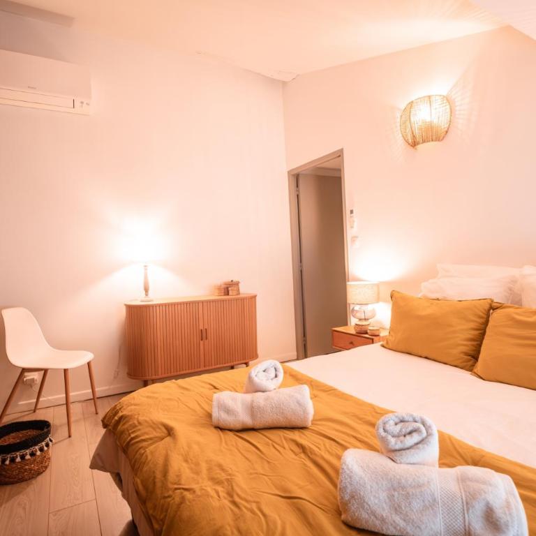 Le Duplex - Clim - Parking - WiFi - Appartement 3 Chambres - 52