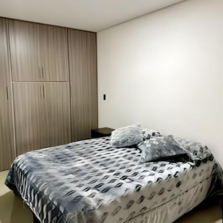 Moderno Apt. Balcón con vista, rápido WiFi y AC - Apartamento - 34