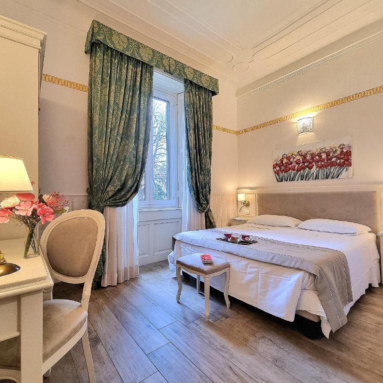 Hotel Charly - Camera Matrimoniale - 1