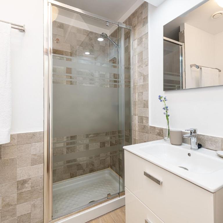 Brisa Holiday Apartment by Solaga Holiday Homes - Apartamento de 2 dormitorios con terraza - 26