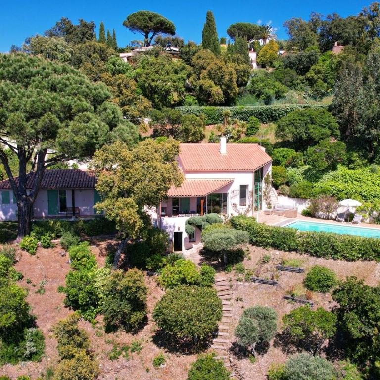 Villa Lougabie pour 8 personnes, vue mer et piscine sur le Domaine de Valcros à La Londe-Les Maures - Haus mit 4 Schlafzimmern - 1