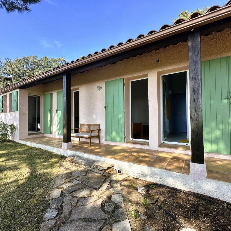 Villa Lougabie pour 8 personnes, vue mer et piscine sur le Domaine de Valcros à La Londe-Les Maures - Haus mit 4 Schlafzimmern - 4
