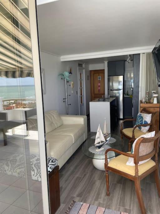 Departamento frente al mar, en playa amarilla, con piscina - Apartamento de 1 dormitorio - 15