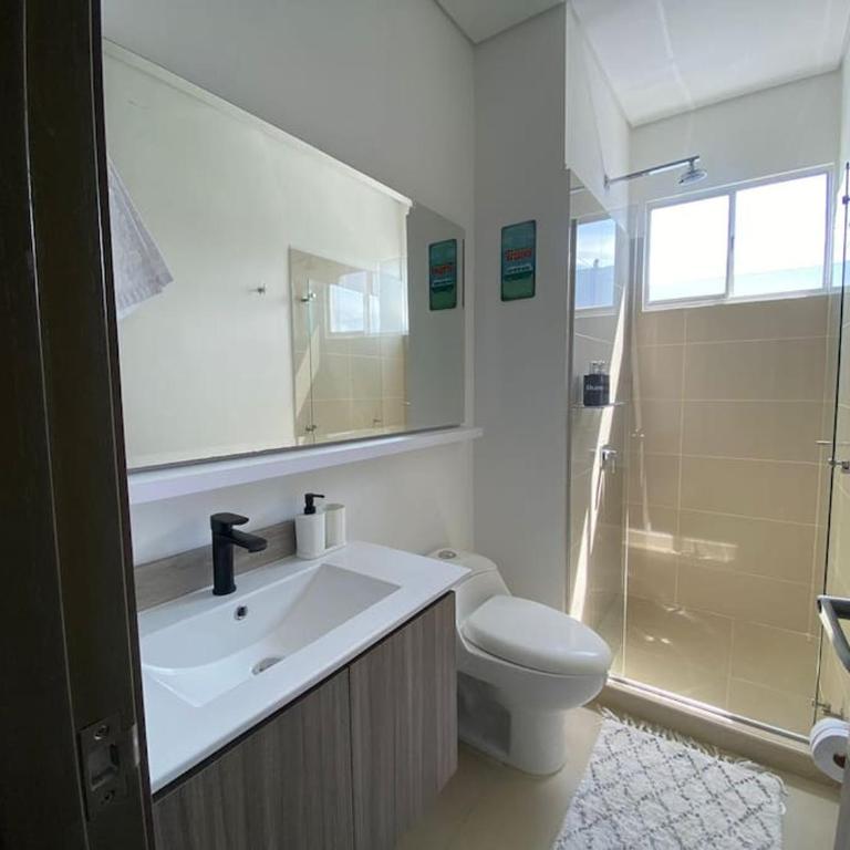 Lujo Apto- Santa Marta - Primera Línea - Two-Bedroom Apartment - 10